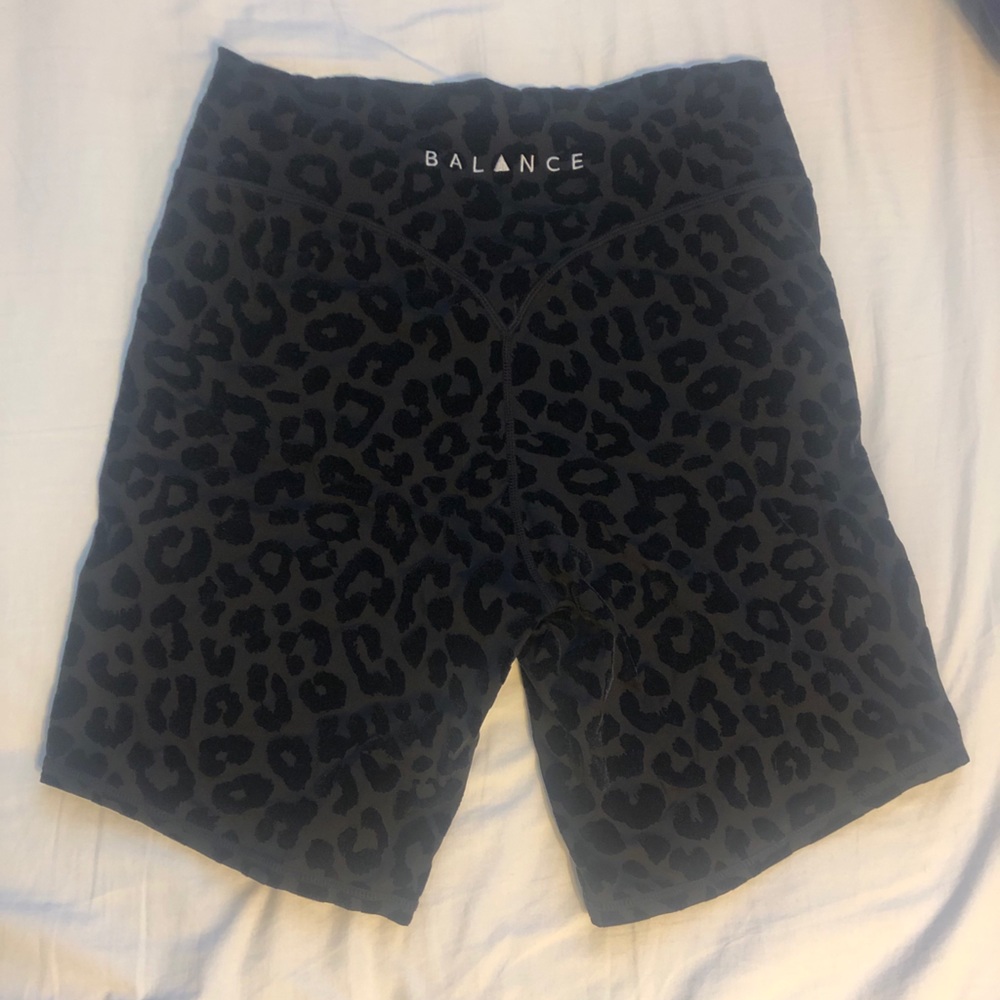 Balance Athletica - Lux Rider Short - Panther